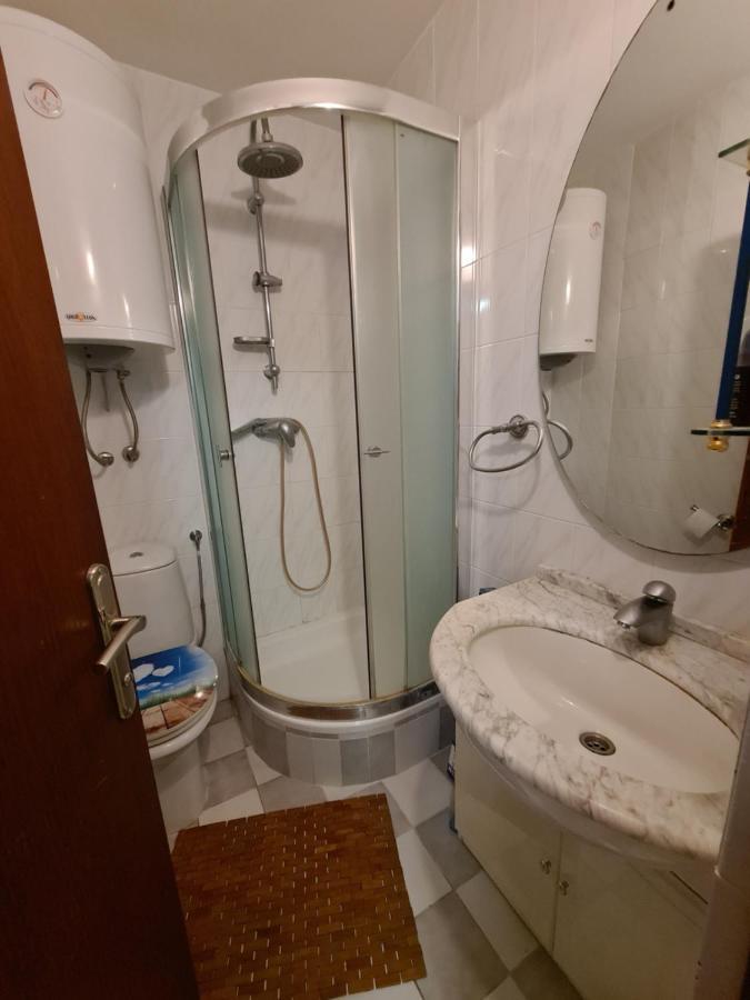 Studio Apartment L&G ロヴィニ エクステリア 写真