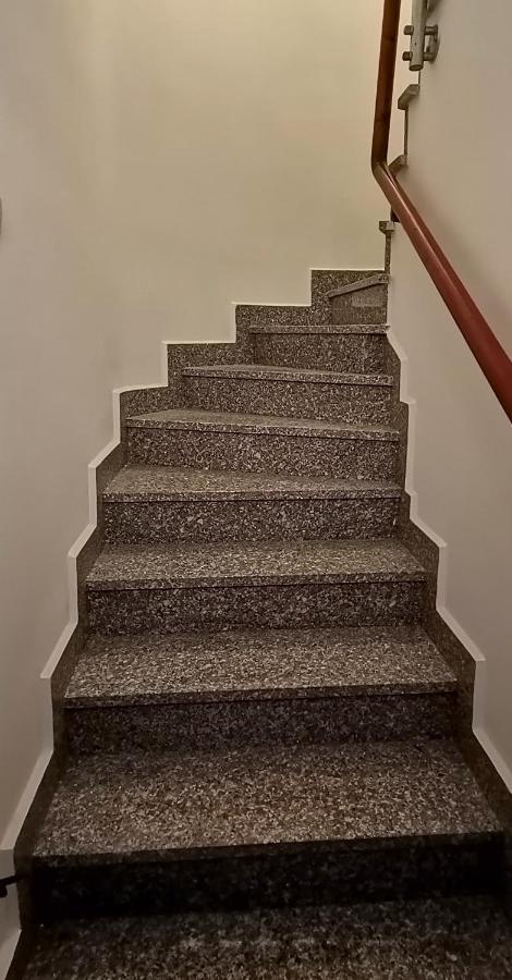 Studio Apartment L&G ロヴィニ エクステリア 写真